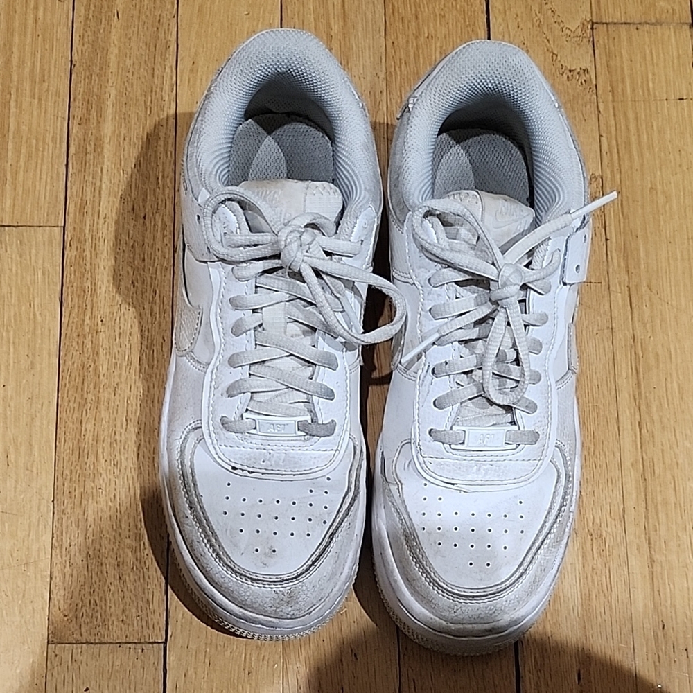 NIKE AIR FORCE 1 White Athletic Sneakers